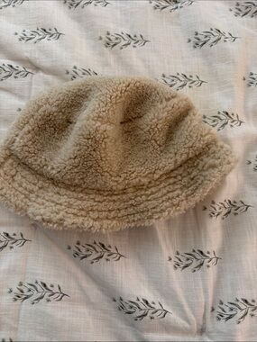 Urban Outfitters Beige Teddy Bucket Hat